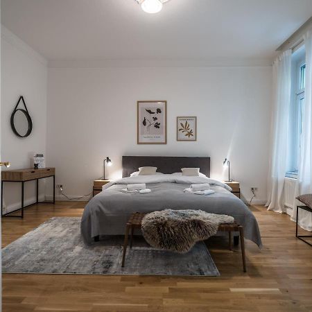 Hochwertige Altbauwohnung Im Modernen Stil In Wiesbaden - Kueche - Terrasse - Wlan - Zentral Экстерьер фото