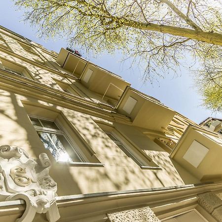 Hochwertige Altbauwohnung Im Modernen Stil In Wiesbaden - Kueche - Terrasse - Wlan - Zentral Экстерьер фото