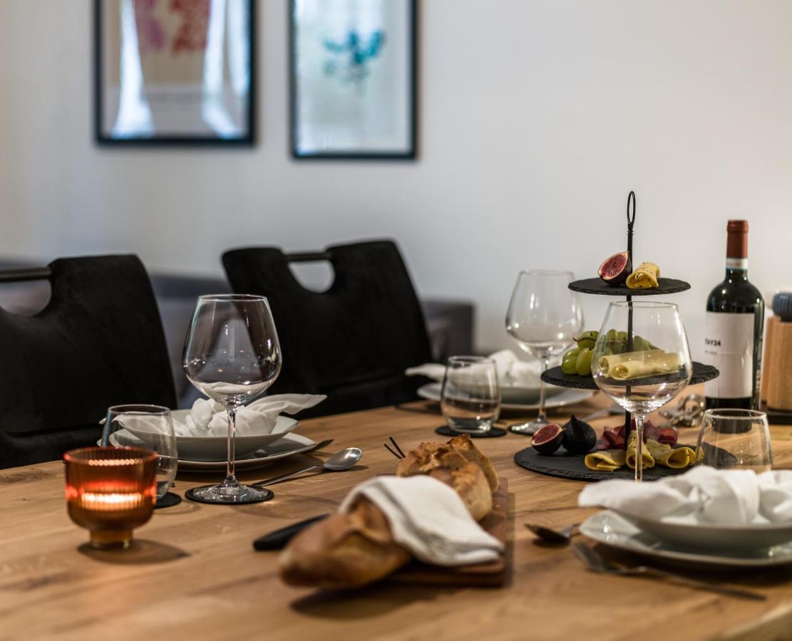 Hochwertige Altbauwohnung Im Modernen Stil In Wiesbaden - Kueche - Terrasse - Wlan - Zentral Экстерьер фото