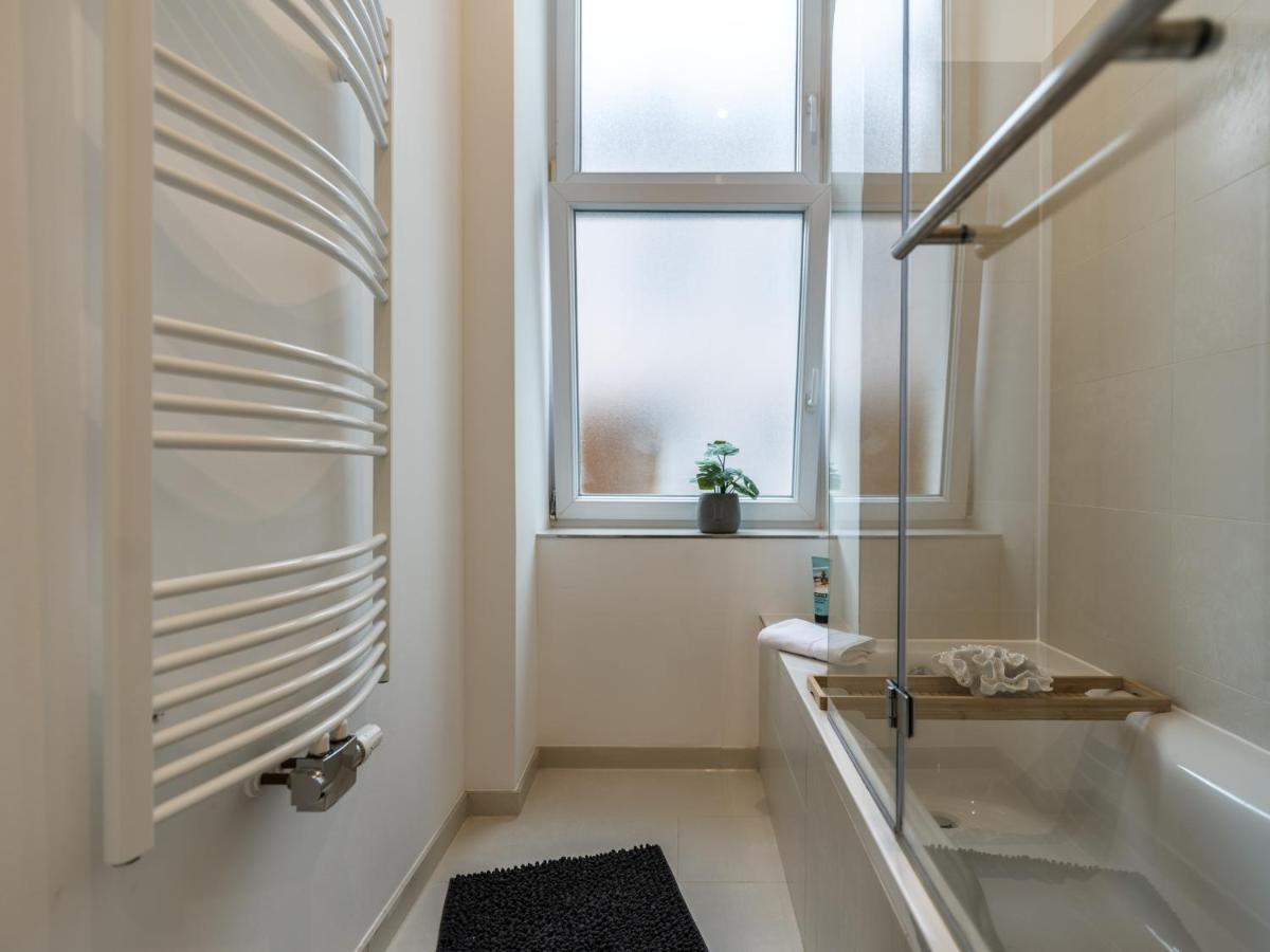 Hochwertige Altbauwohnung Im Modernen Stil In Wiesbaden - Kueche - Terrasse - Wlan - Zentral Экстерьер фото