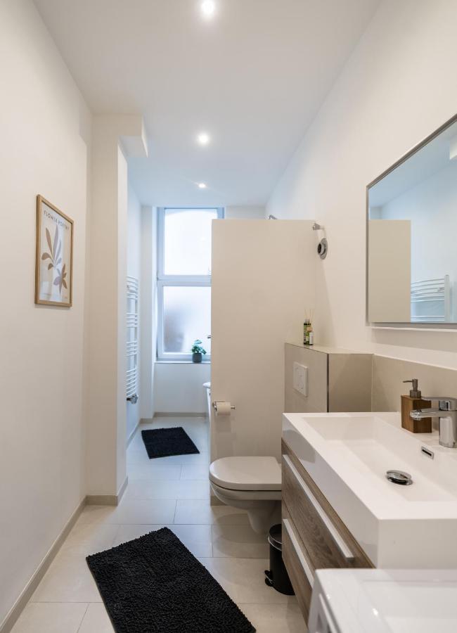 Hochwertige Altbauwohnung Im Modernen Stil In Wiesbaden - Kueche - Terrasse - Wlan - Zentral Экстерьер фото