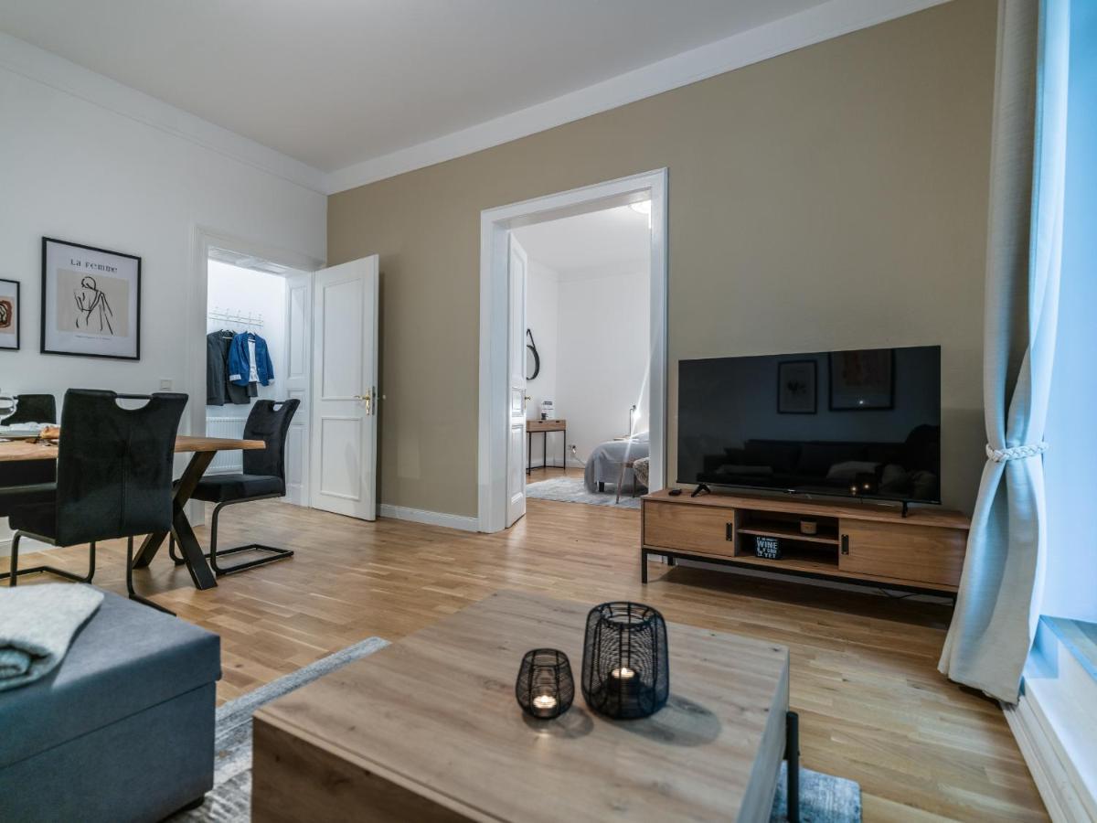 Hochwertige Altbauwohnung Im Modernen Stil In Wiesbaden - Kueche - Terrasse - Wlan - Zentral Экстерьер фото