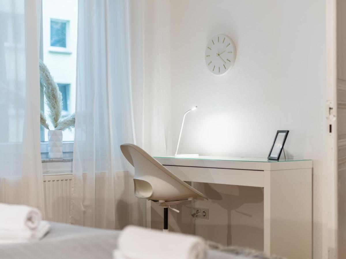 Hochwertige Altbauwohnung Im Modernen Stil In Wiesbaden - Kueche - Terrasse - Wlan - Zentral Экстерьер фото